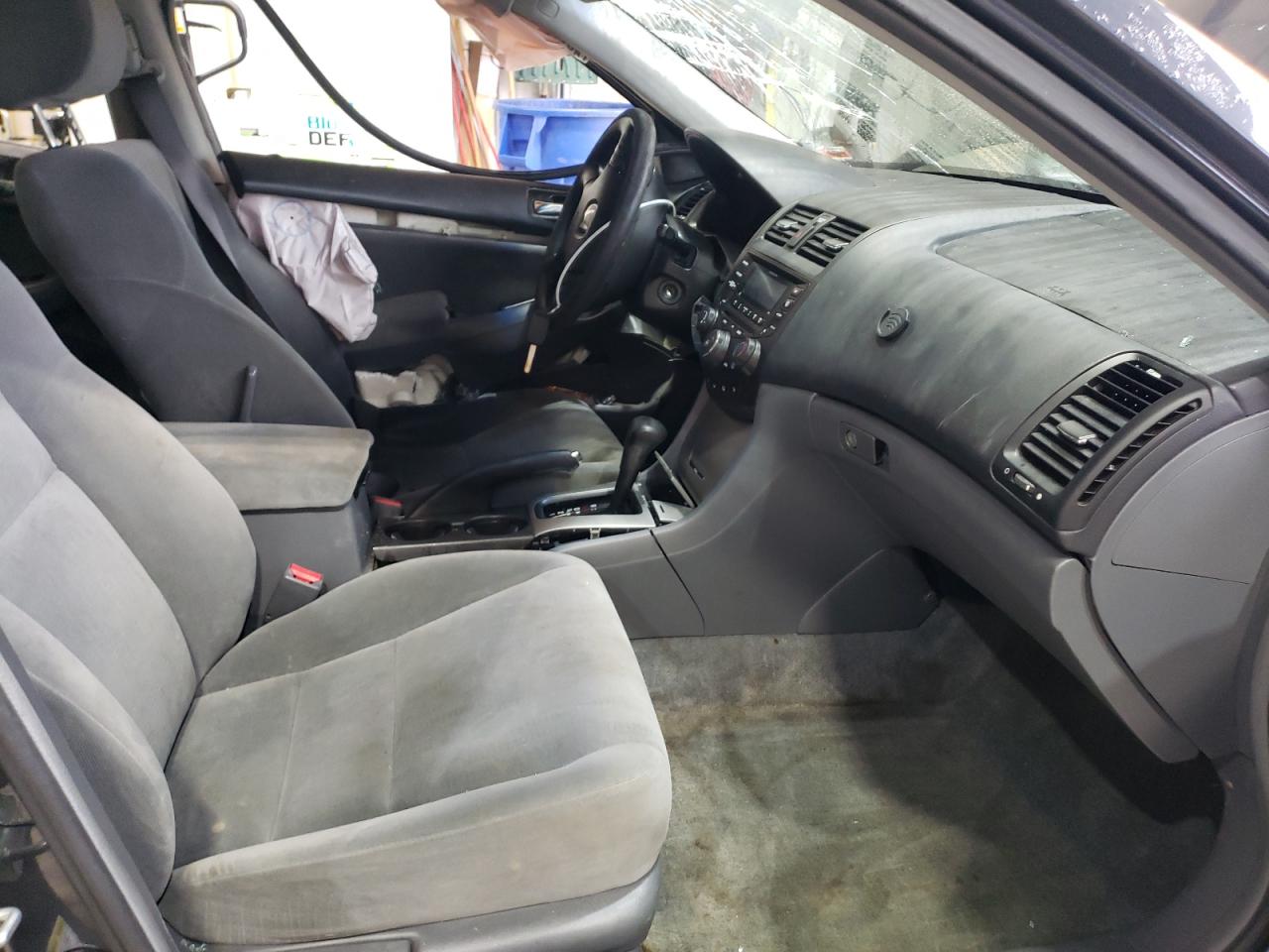 2005 Honda Accord - Image 7