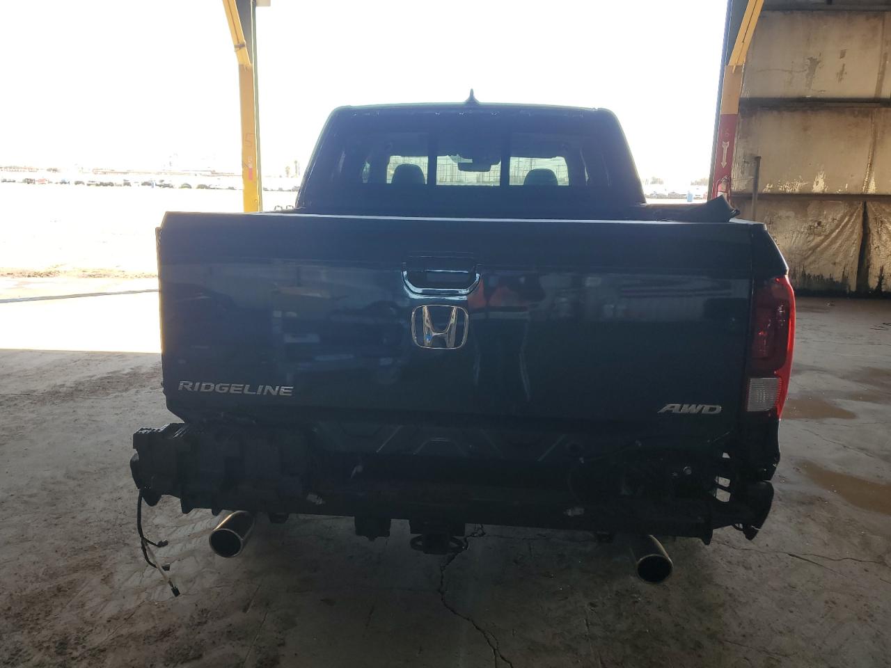 2022 Honda Ridgeline - Image 6