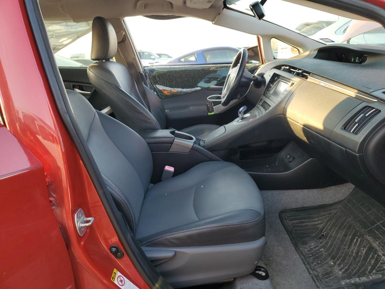 2013 Toyota Prius - Image 7