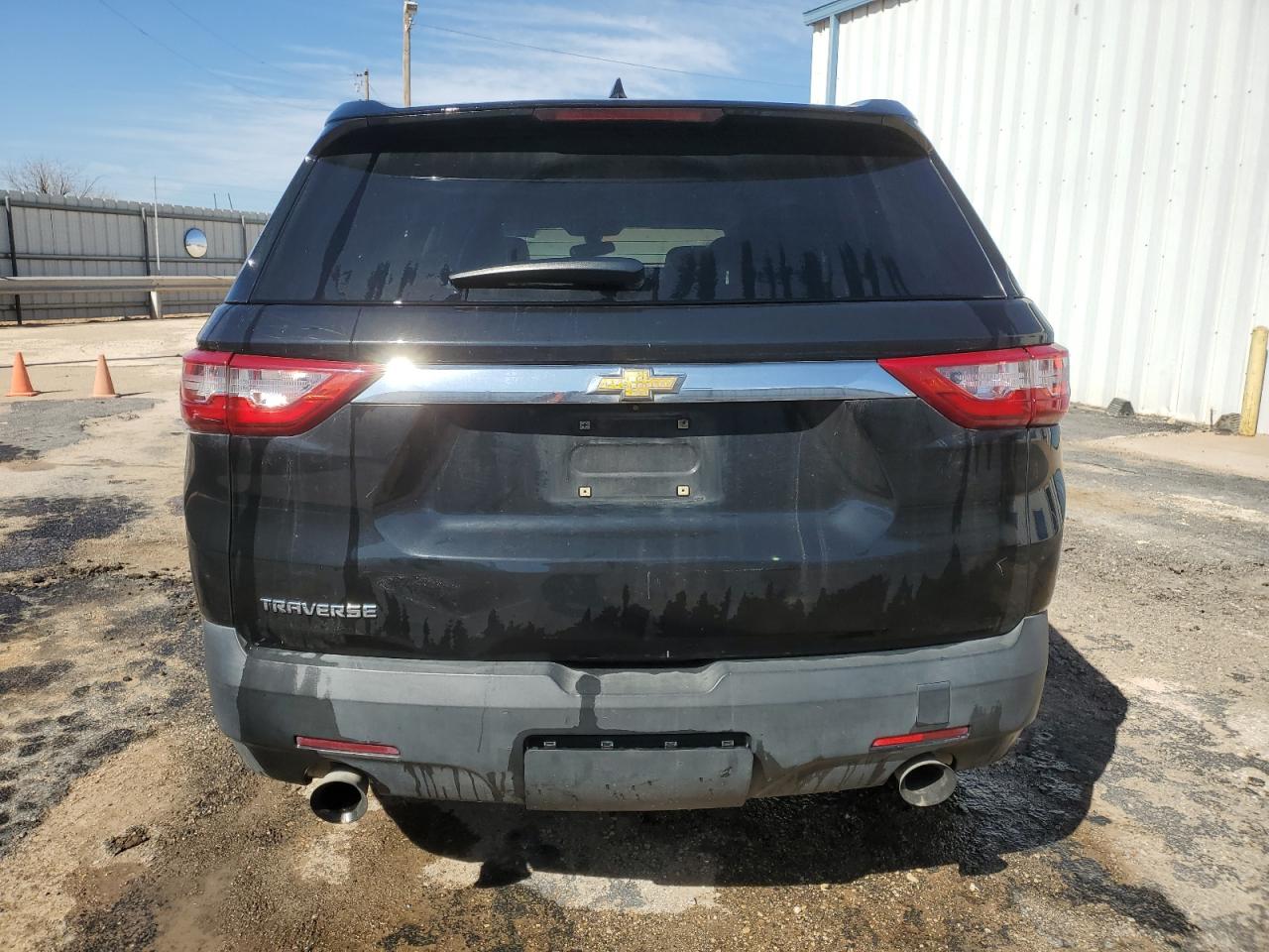 2018 Chevrolet Traverse Ls VIN: 1GNERFKW5JJ174634 Lot: 45058605