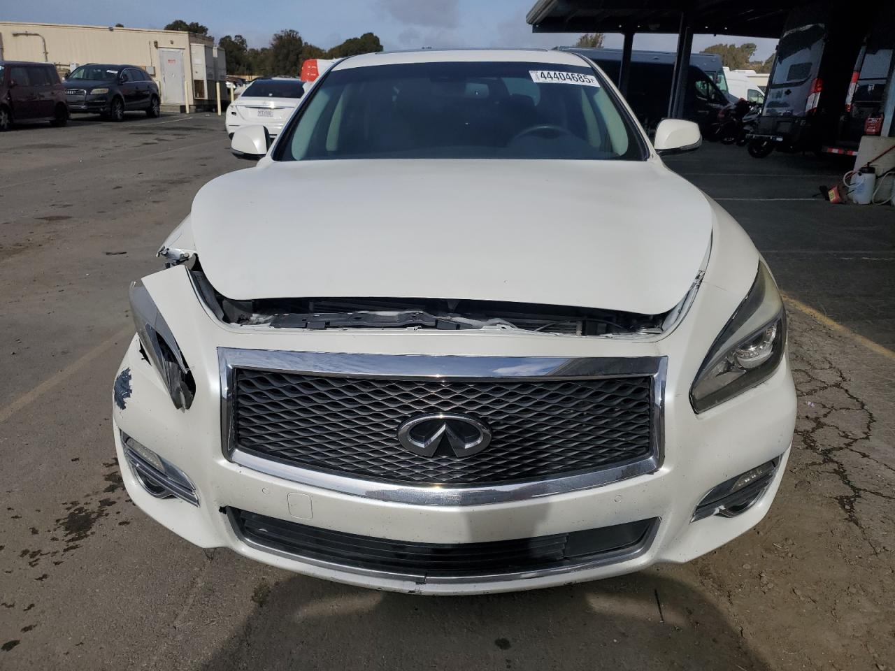 2016 Infiniti Q70 - Image 5