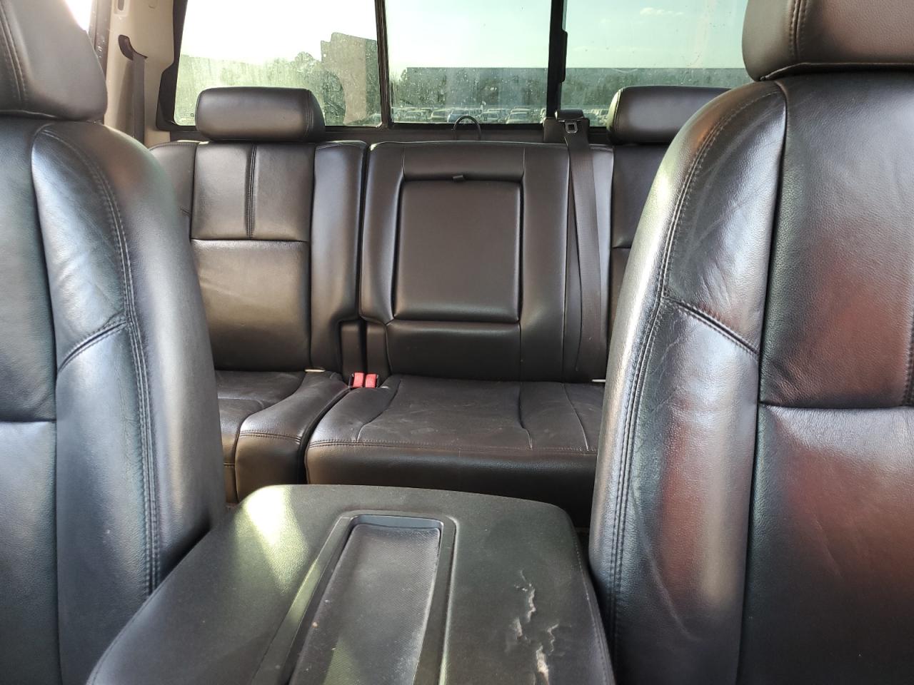 2009 GMC Sierra - Image 10