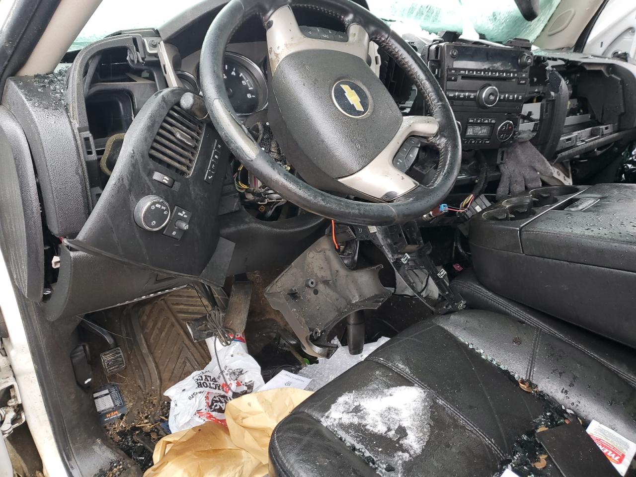 2009 Chevrolet Silverado - Image 8