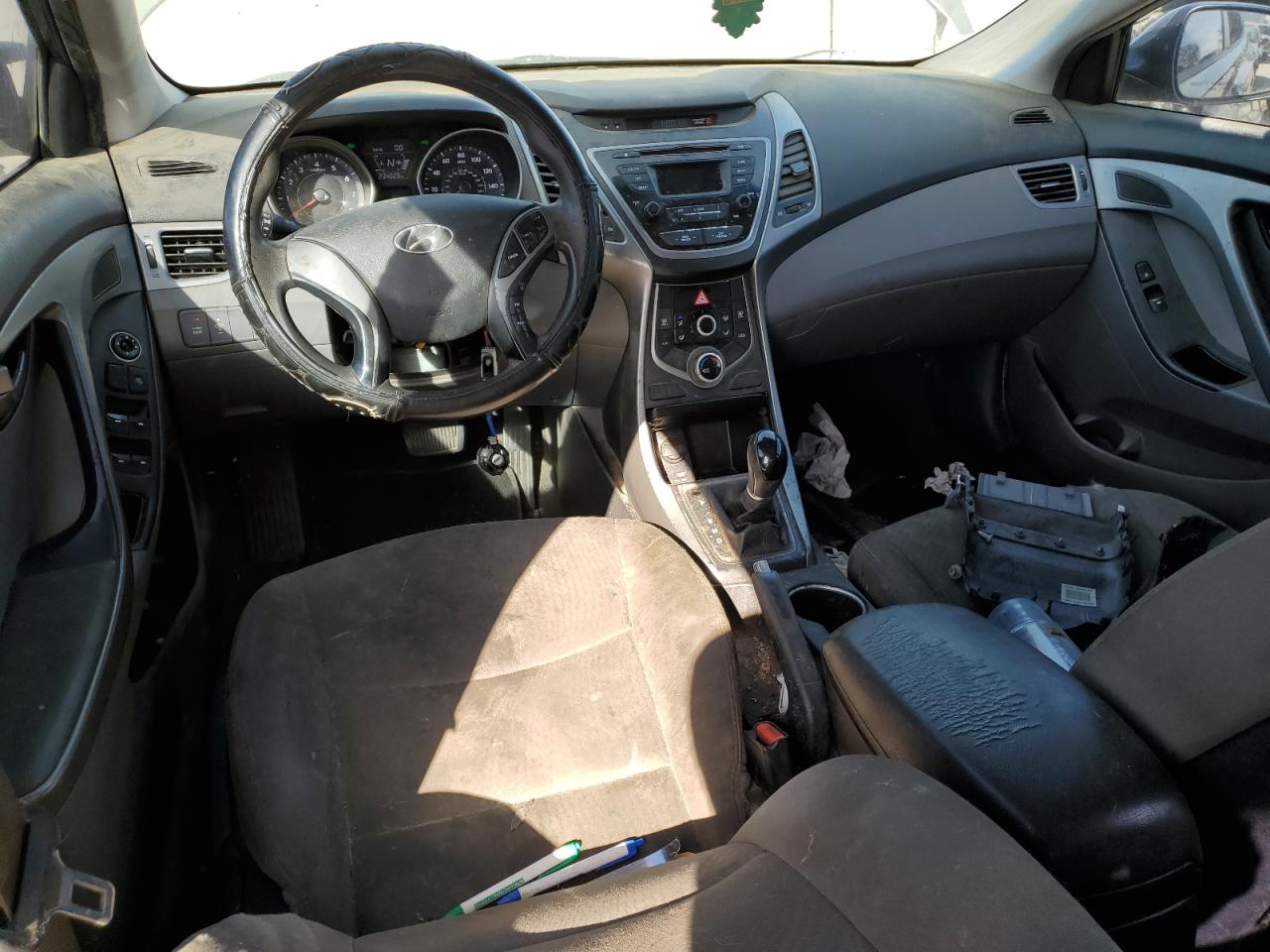 2014 Hyundai Elantra - Image 8