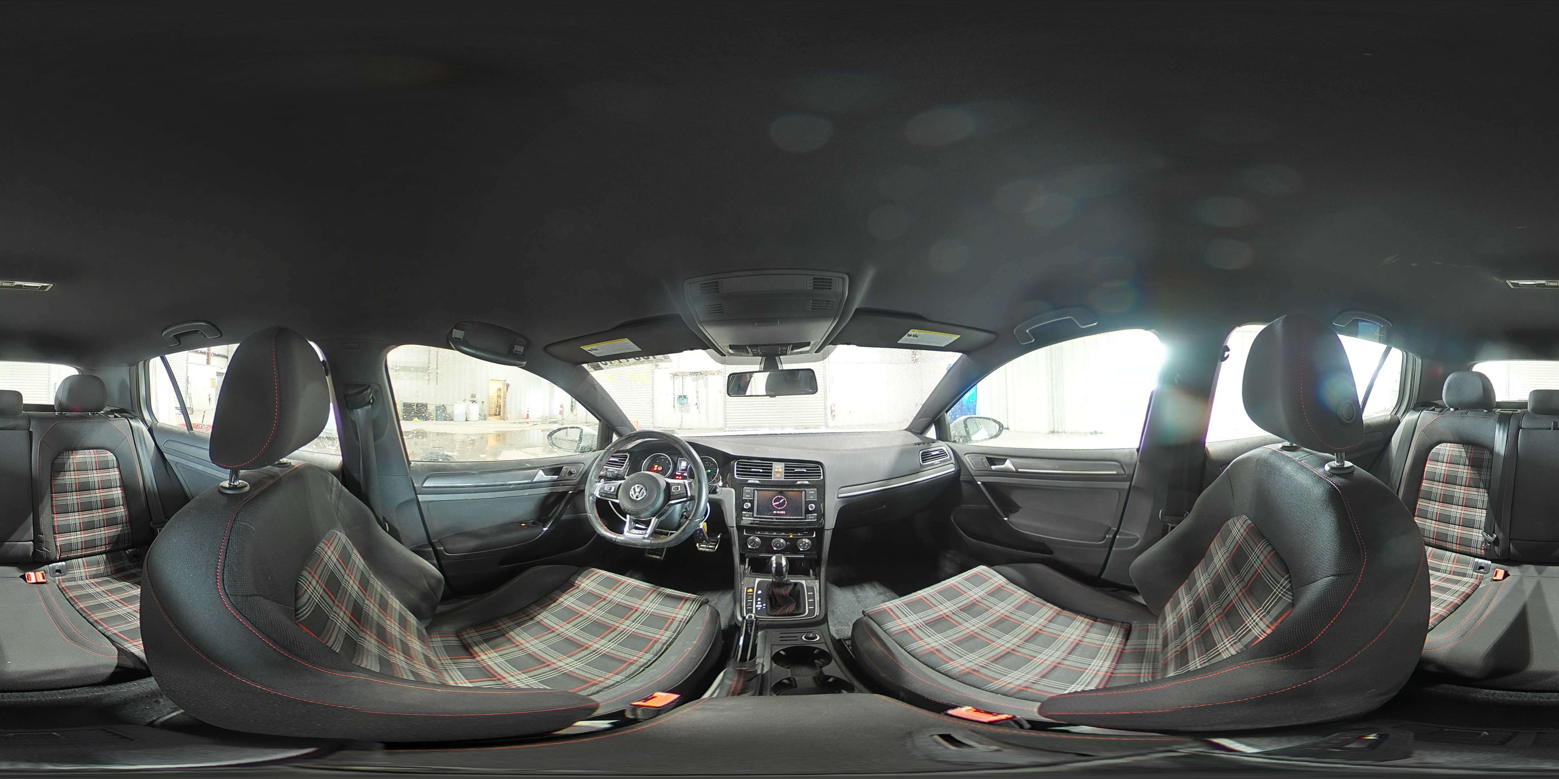 2019 Volkswagen GTI - Image 16