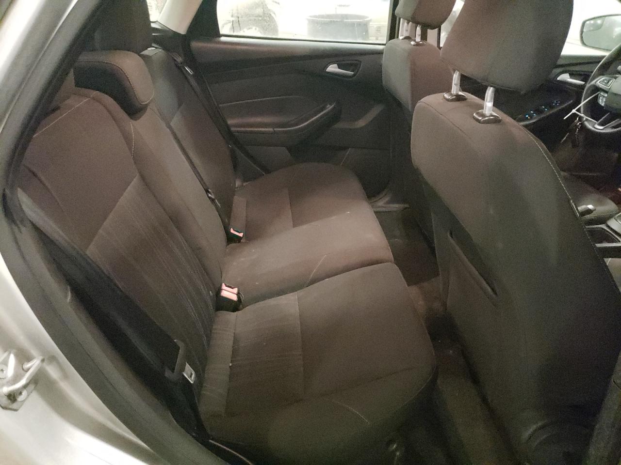 1fadp3k23fl249418 1FADP3K23FL249418 2015 Ford Focus Se