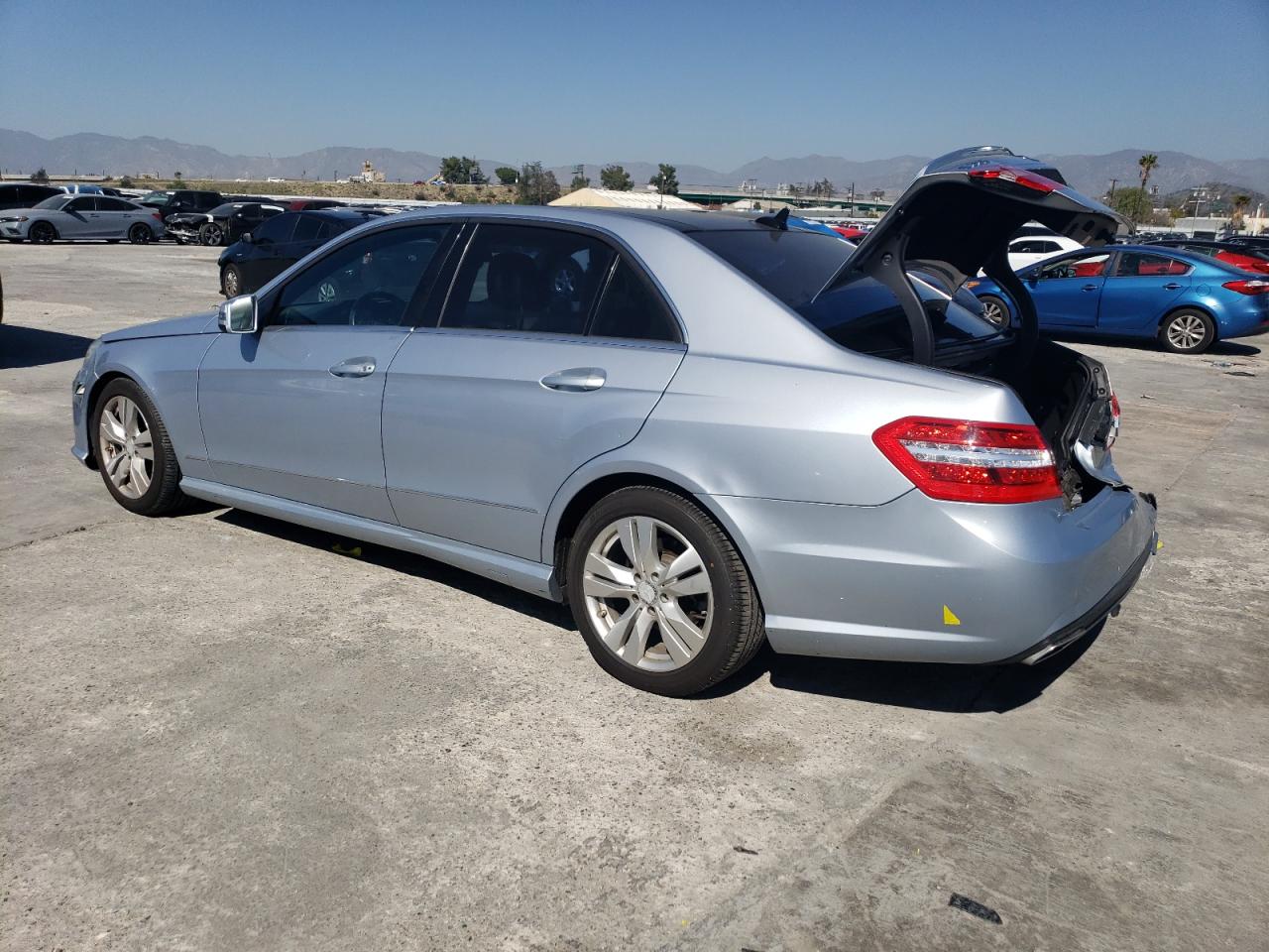 2013 Mercedes-Benz E-klasse - Image 2