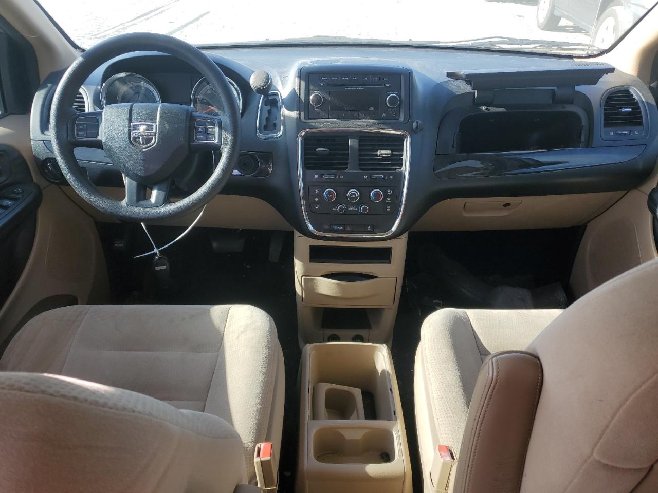 2014 Dodge Caravan - Image 8