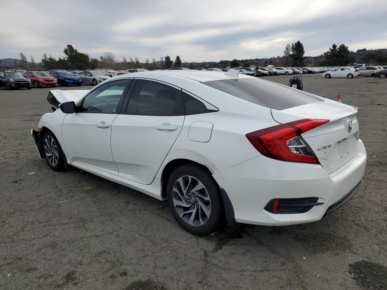 2HGFC2F76HH558879 HONDA CIVIC 2017