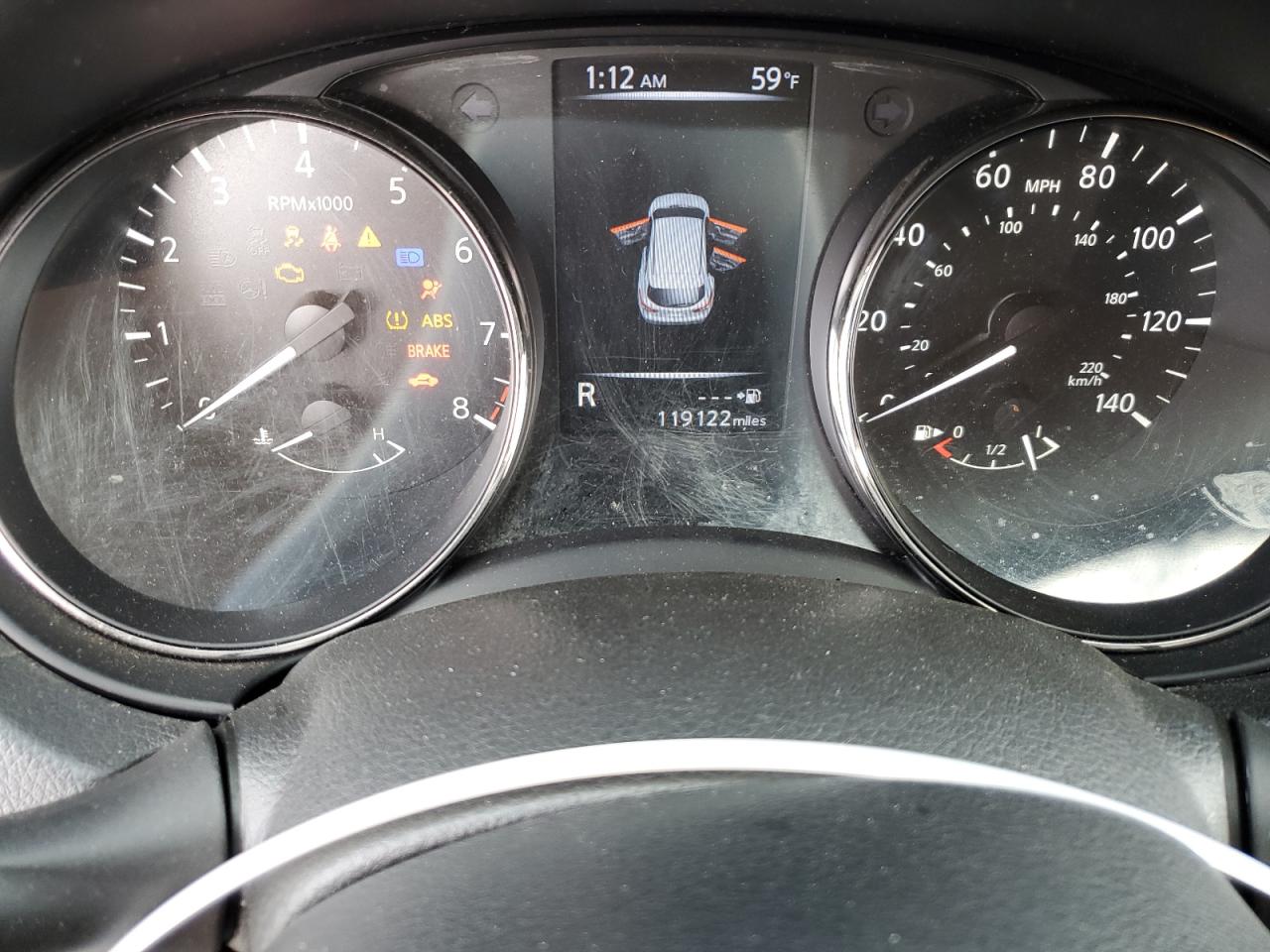 JN1BJ1CP8HW014437 NISSAN ROGUE 2017