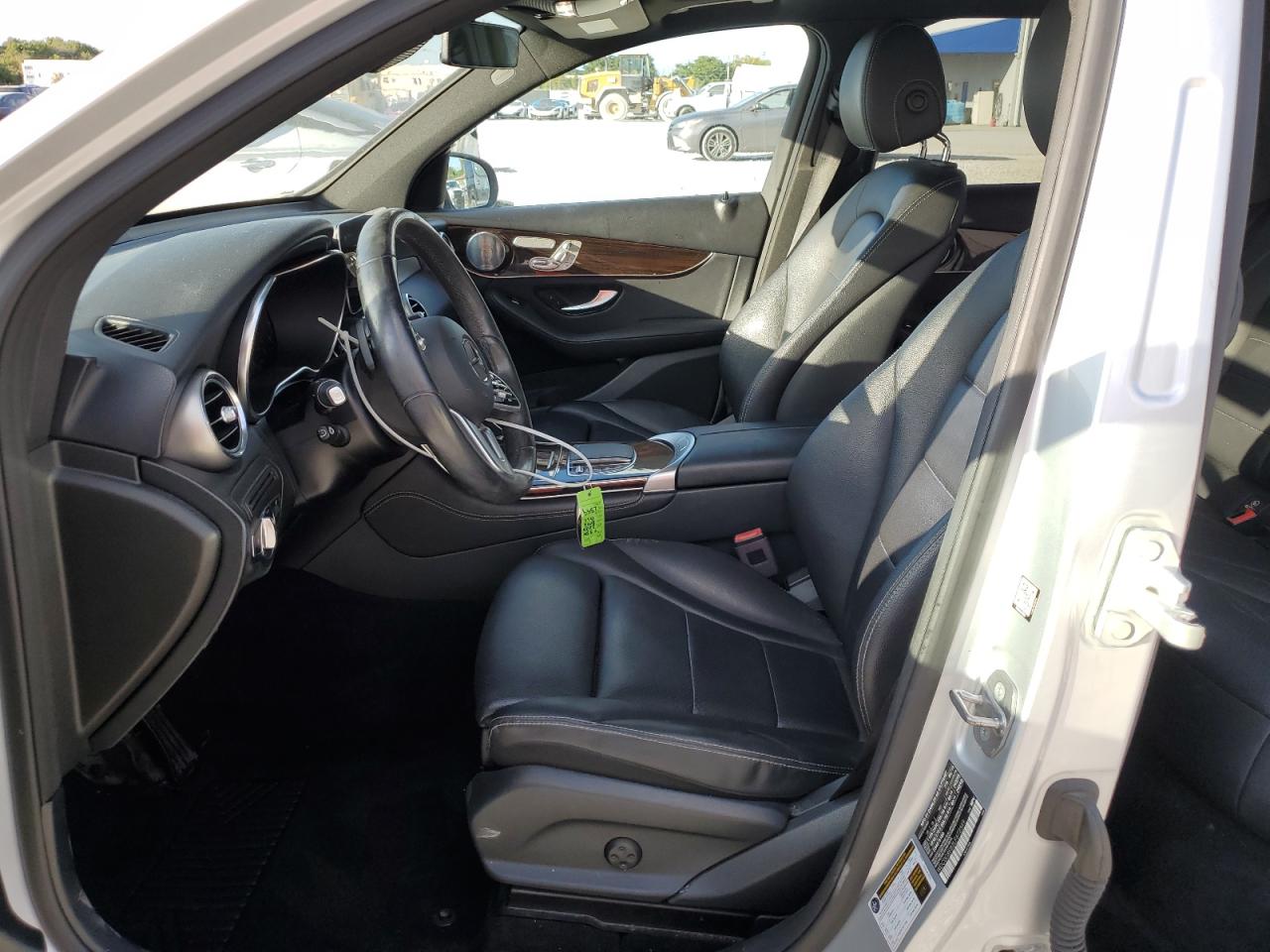 2020 Mercedes-Benz GLC - Image 7