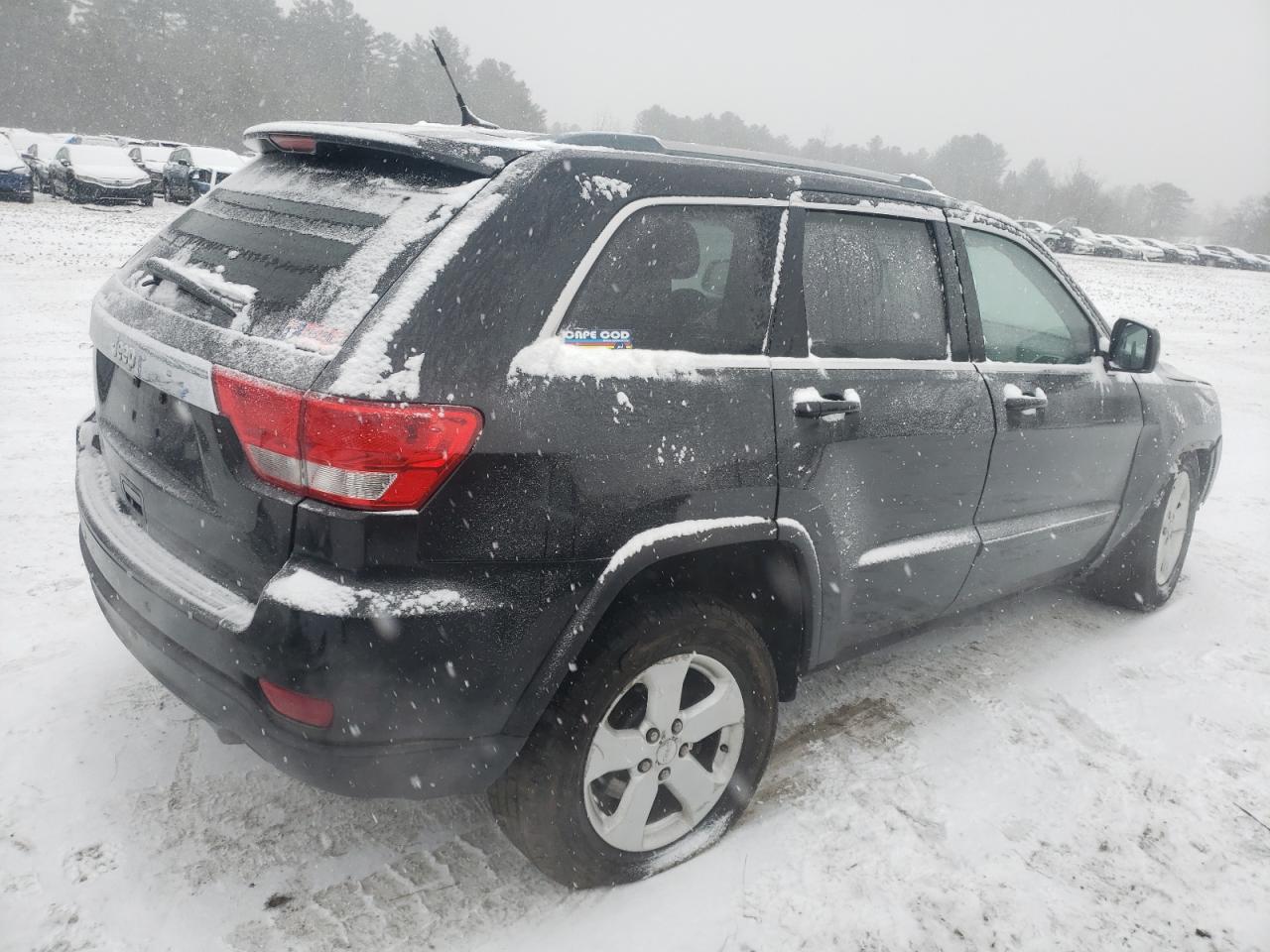 2012 Jeep Grand Cherokee - Image 3