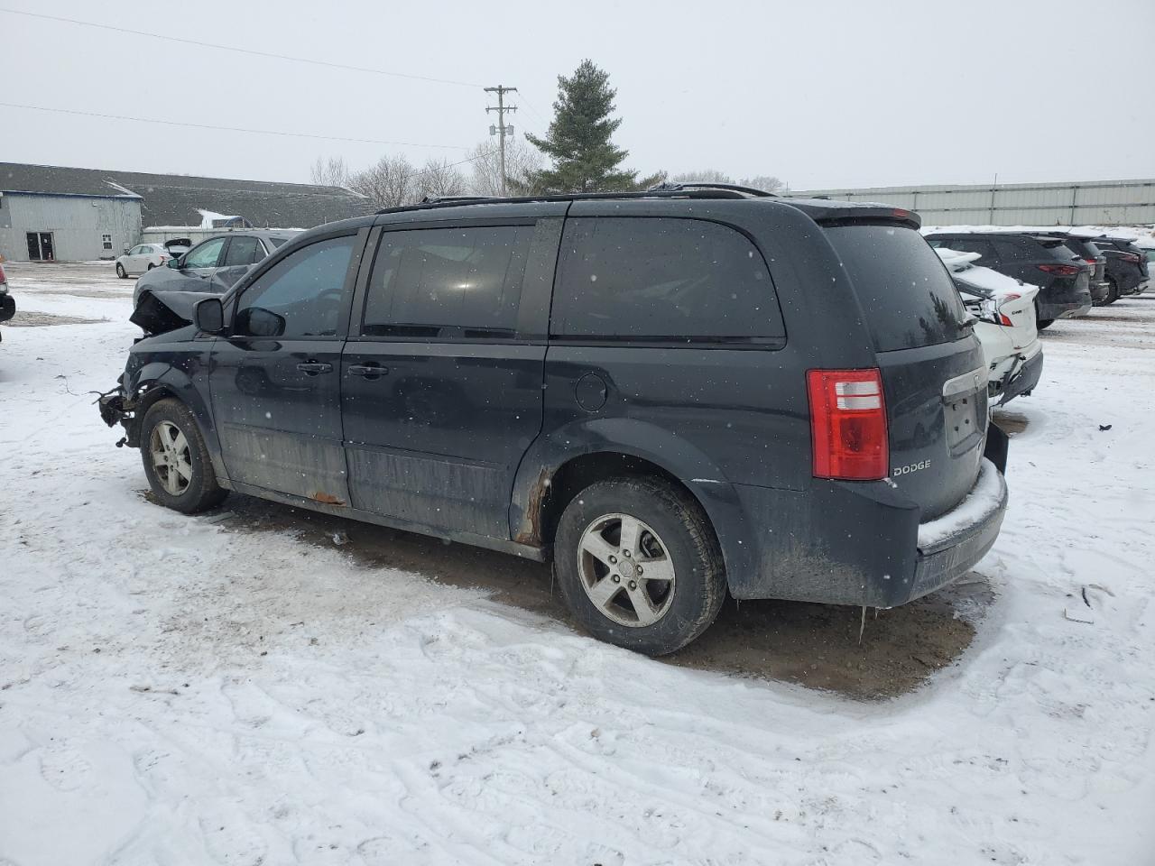 2010 Dodge Caravan - Image 2