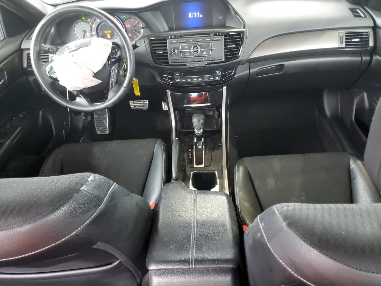2017 Honda Accord - Image 8