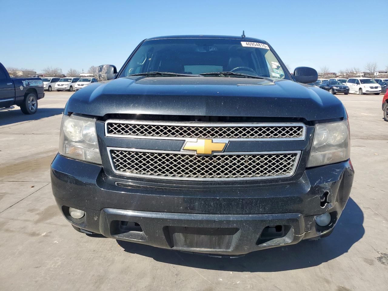 2009 Chevrolet Suburban - Image 5