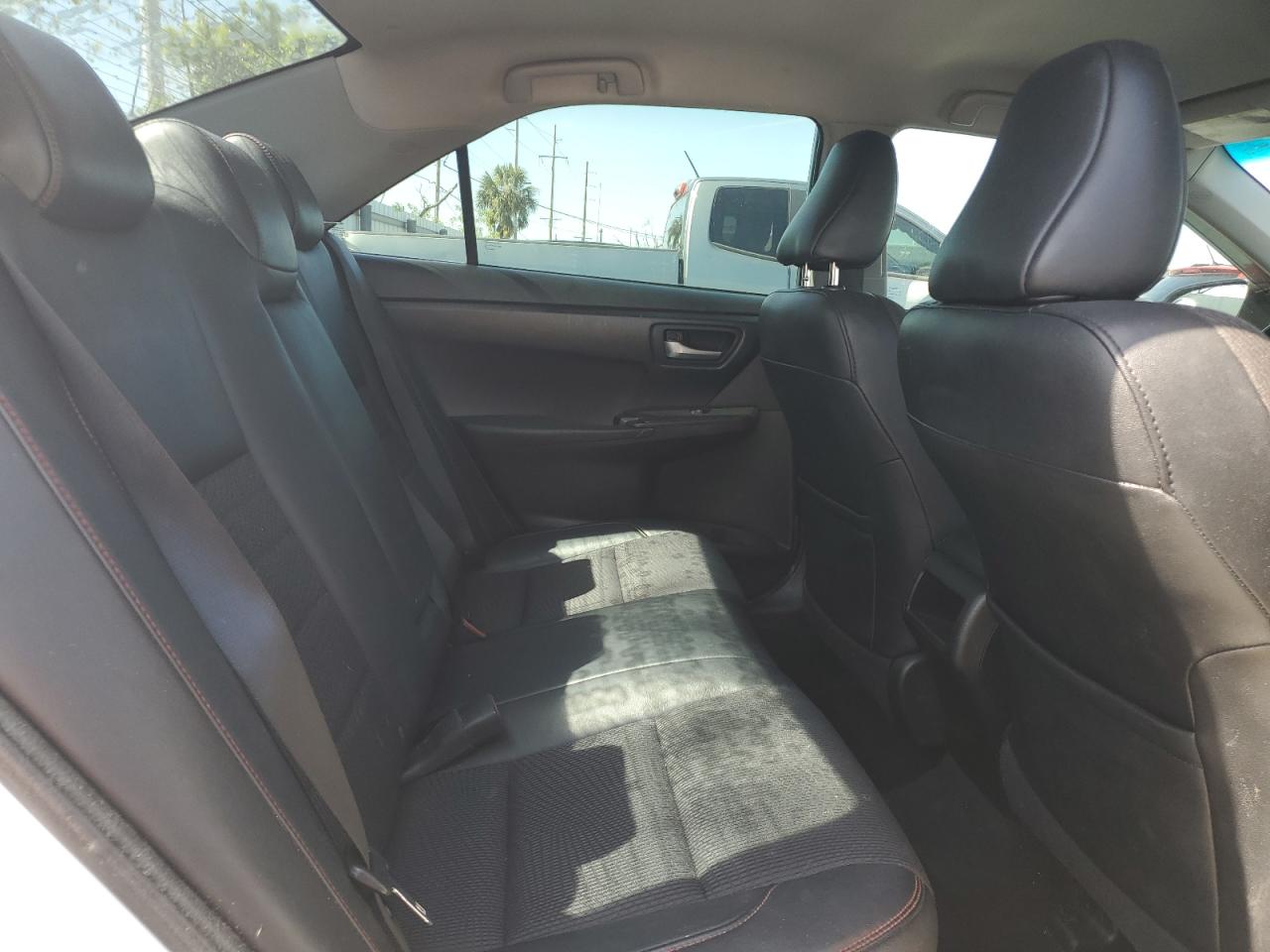 2016 Toyota Camry - Image 10