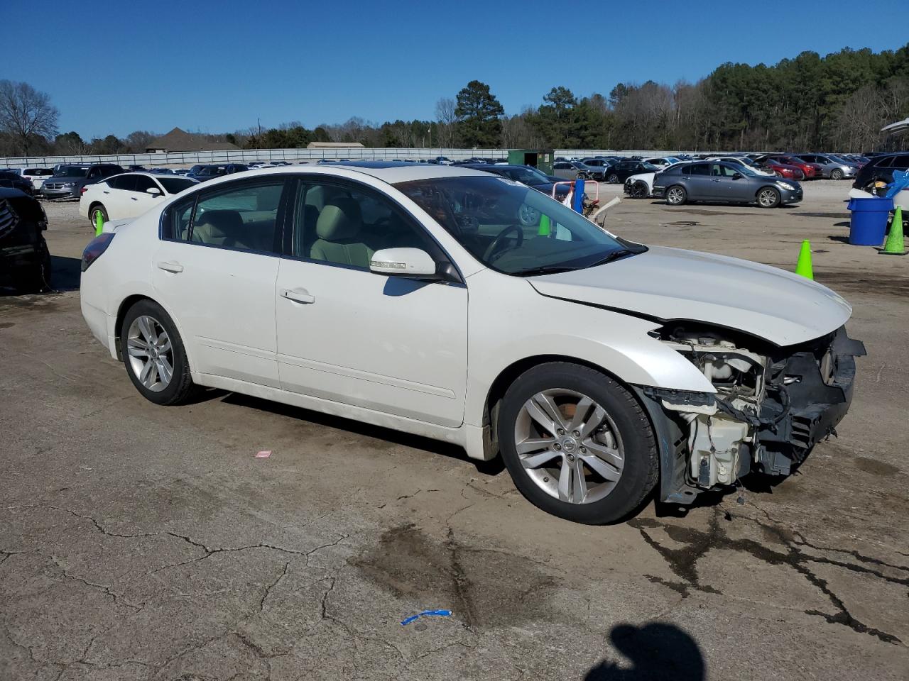 2010 Nissan Altima - Image 4
