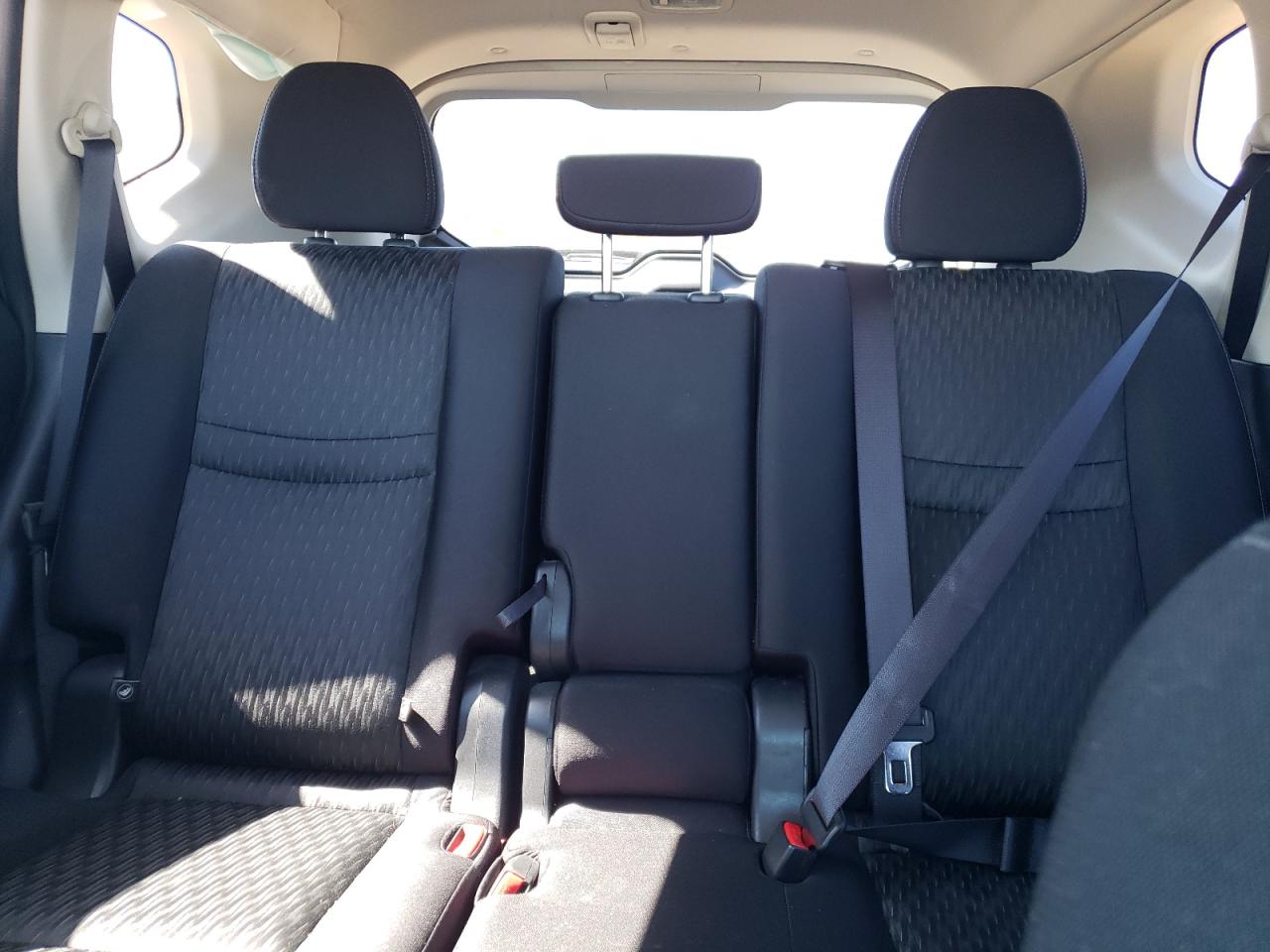 JN8AT2MT0HW145239 NISSAN ROGUE 2017