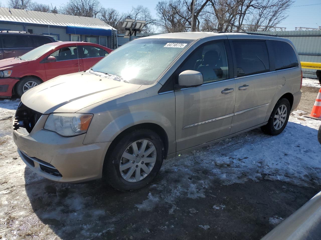 2014 Chrysler Town & Country - Image 1