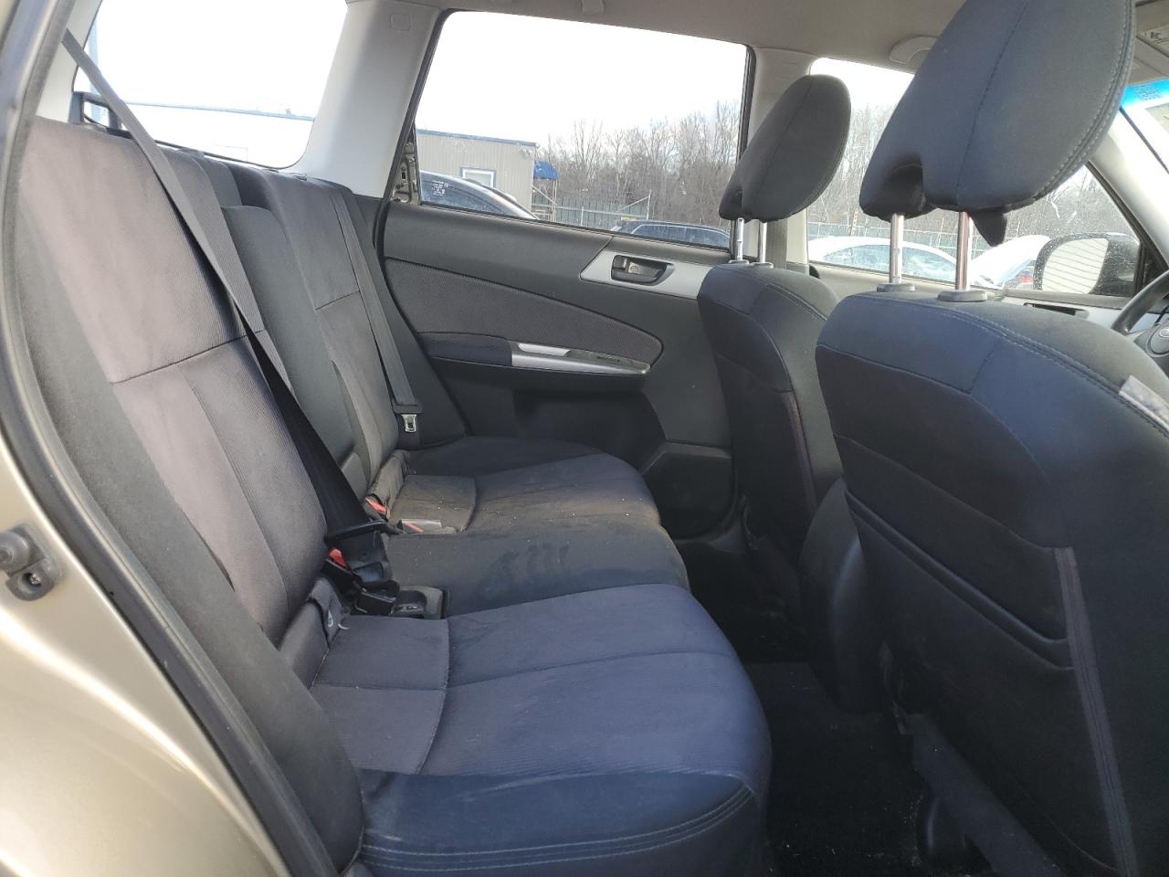 2009 Subaru Forester - Image 12