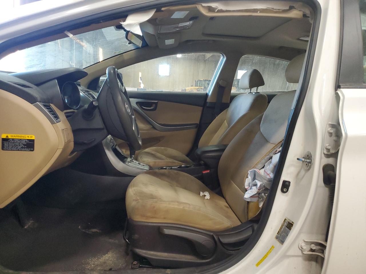 2012 Hyundai Elantra - Image 7