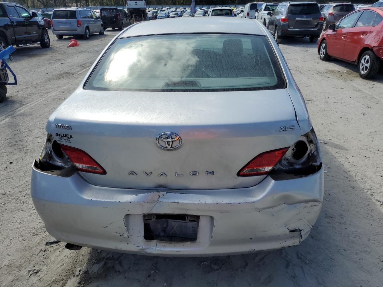 2007 Toyota Avalon - Image 6