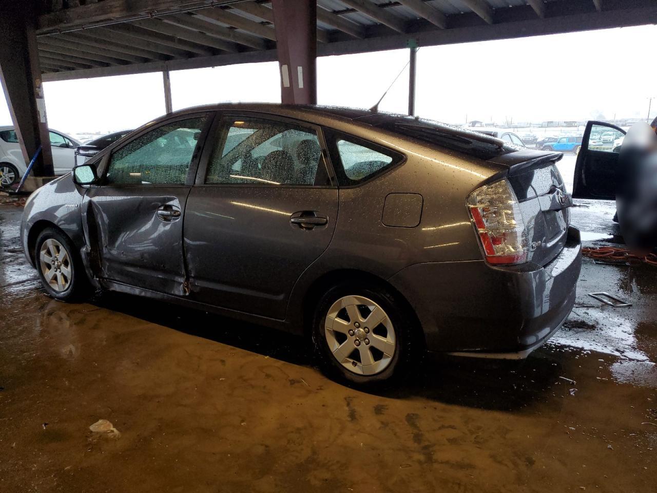 2007 Toyota Prius - Image 2