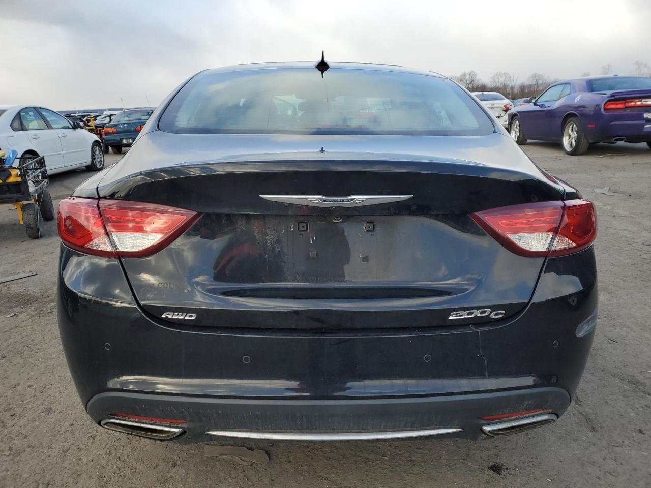 2015 Chrysler 200 - Image 6
