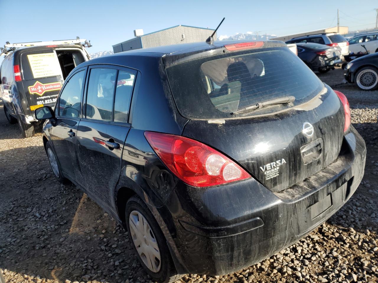 2011 Nissan Versa - Image 2