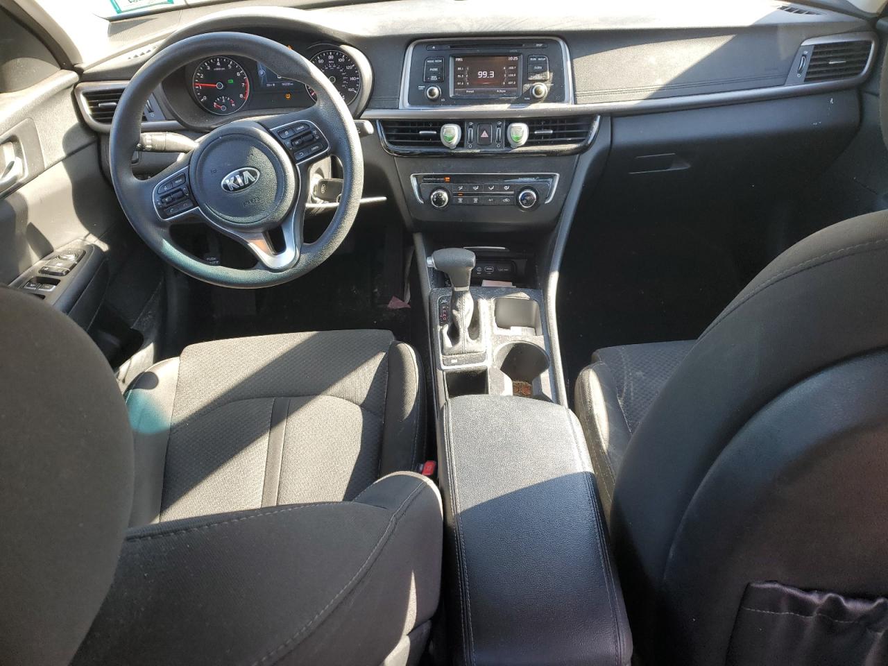 2017 Kia Optima - Image 8