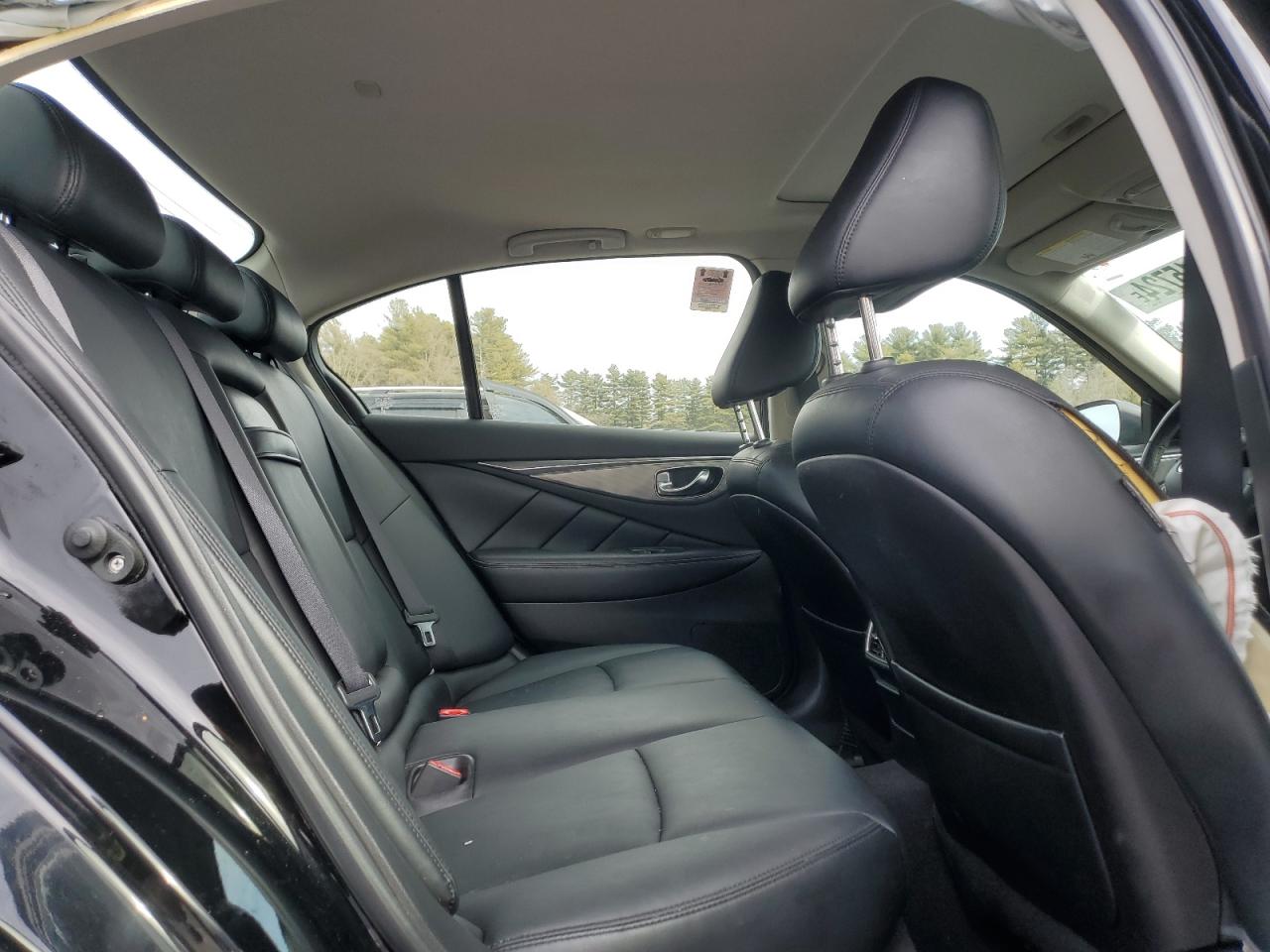 2016 Infiniti Q50 - Image 10