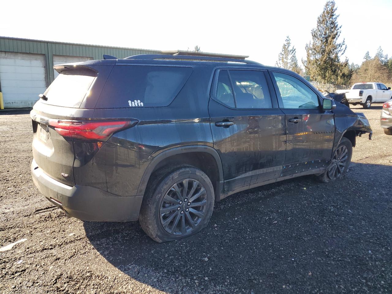 2022 Chevrolet Traverse - Image 3