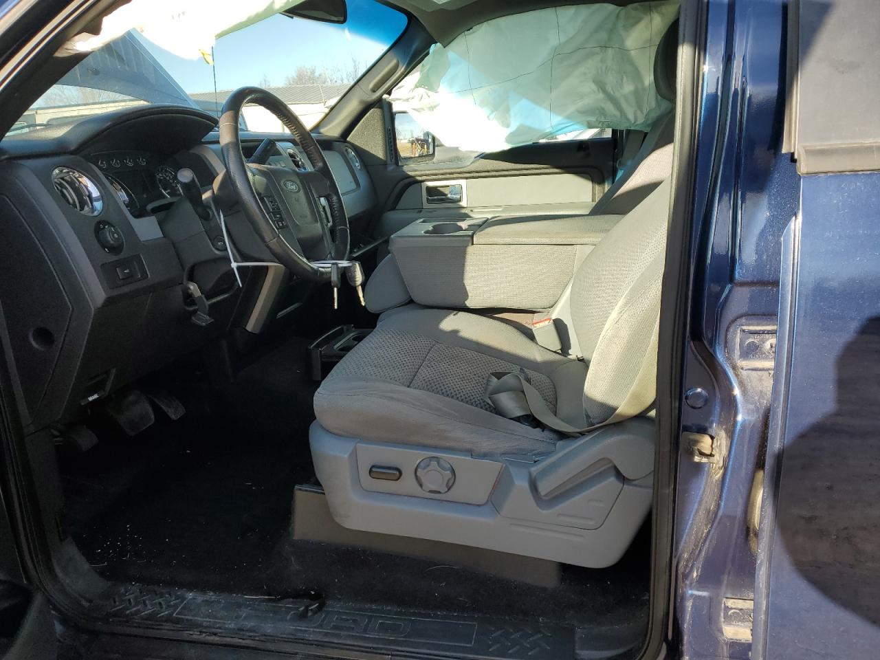 2011 Ford F-150 - Image 7
