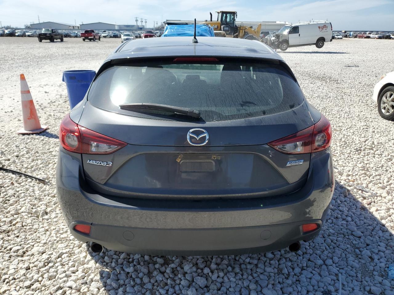 2014 Mazda 3 - Image 6