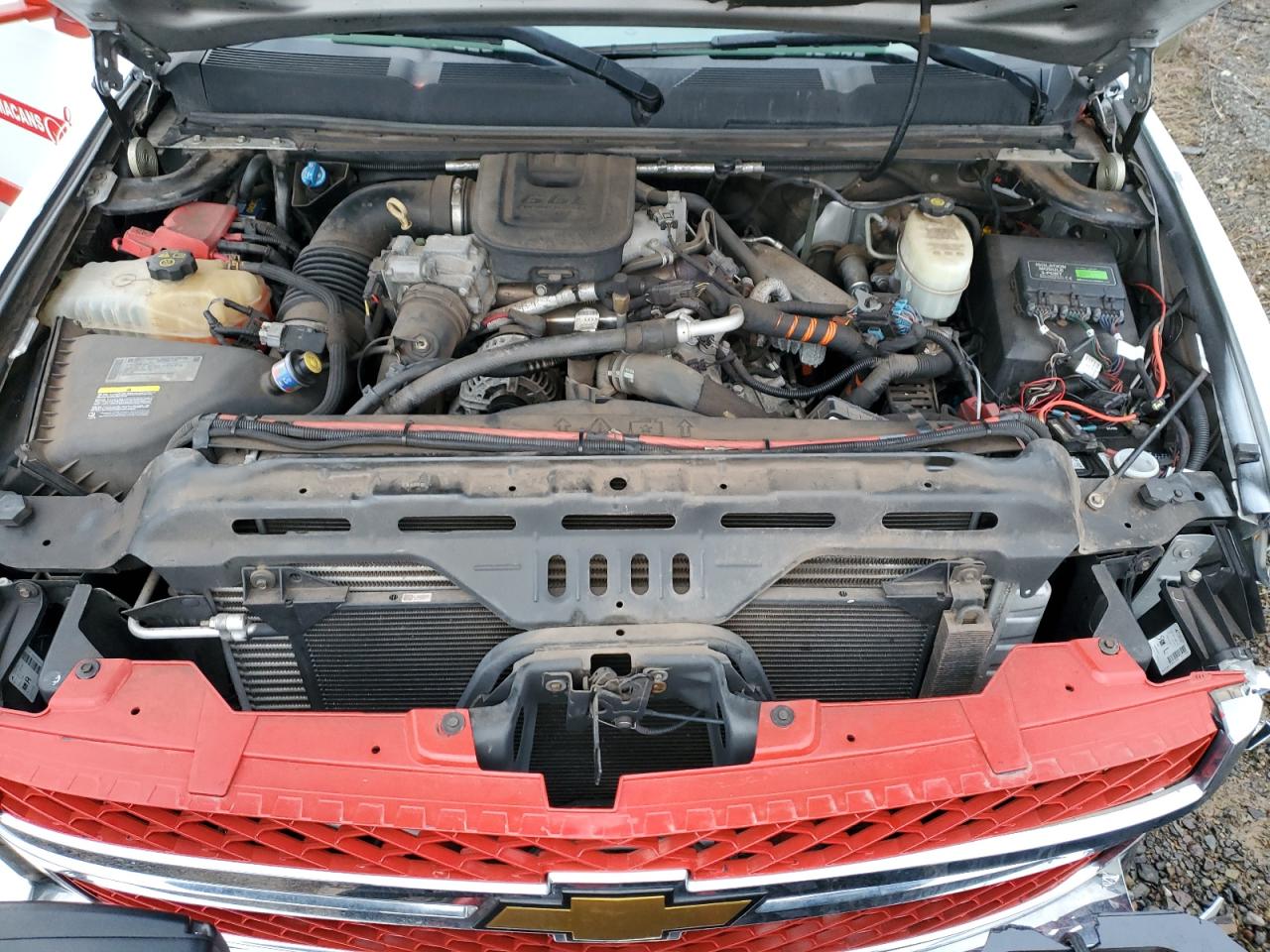 2014 Chevrolet Silverado - Image 11