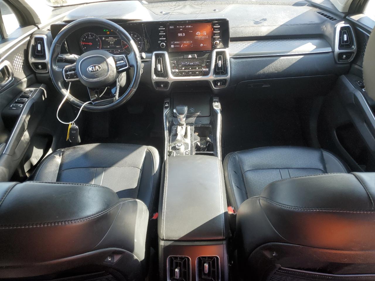 2021 Kia Sorento - Image 8