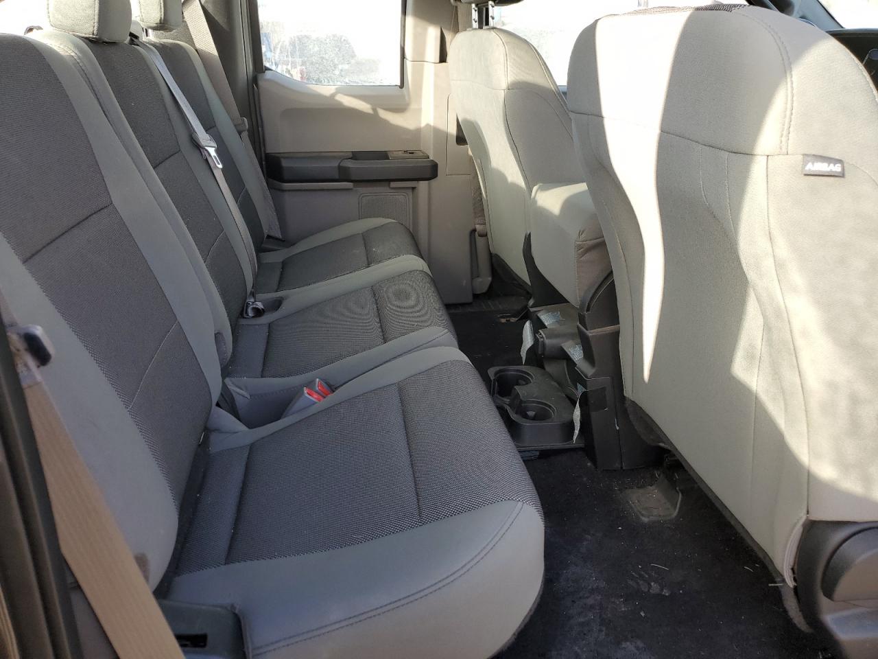 2015 Ford F-150 - Image 10