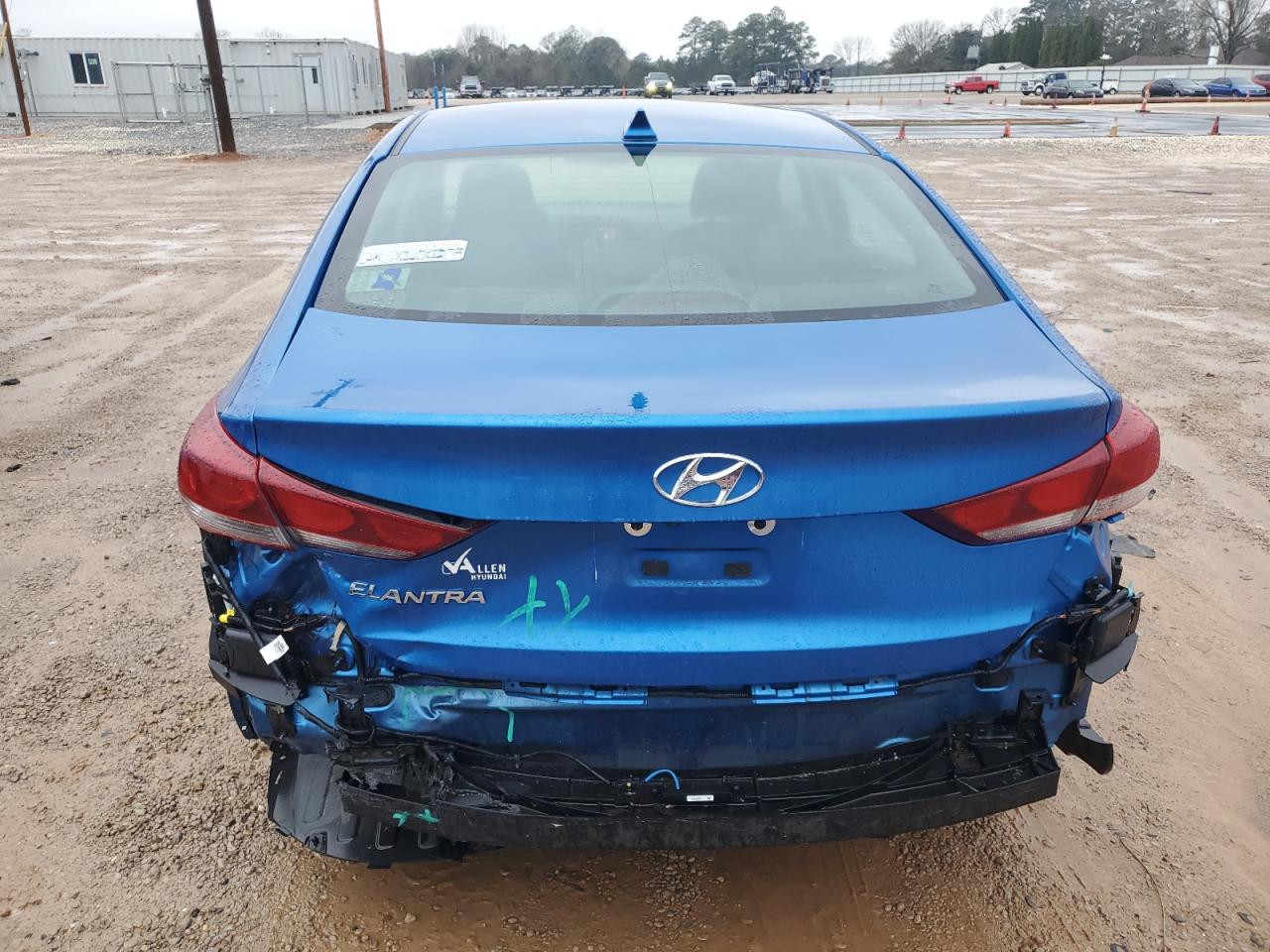 2017 Hyundai Elantra - Image 6