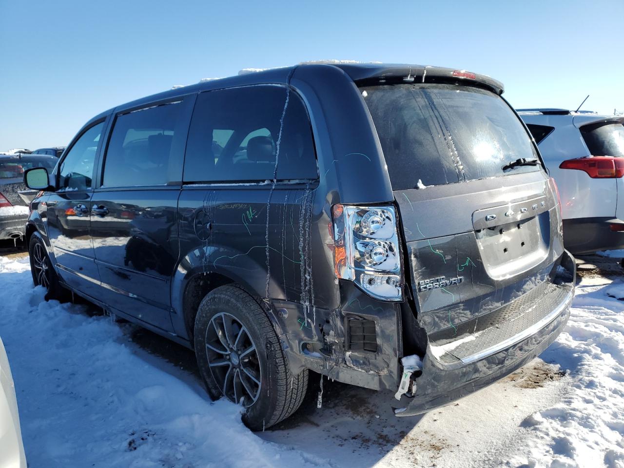 2016 Dodge Caravan - Image 2