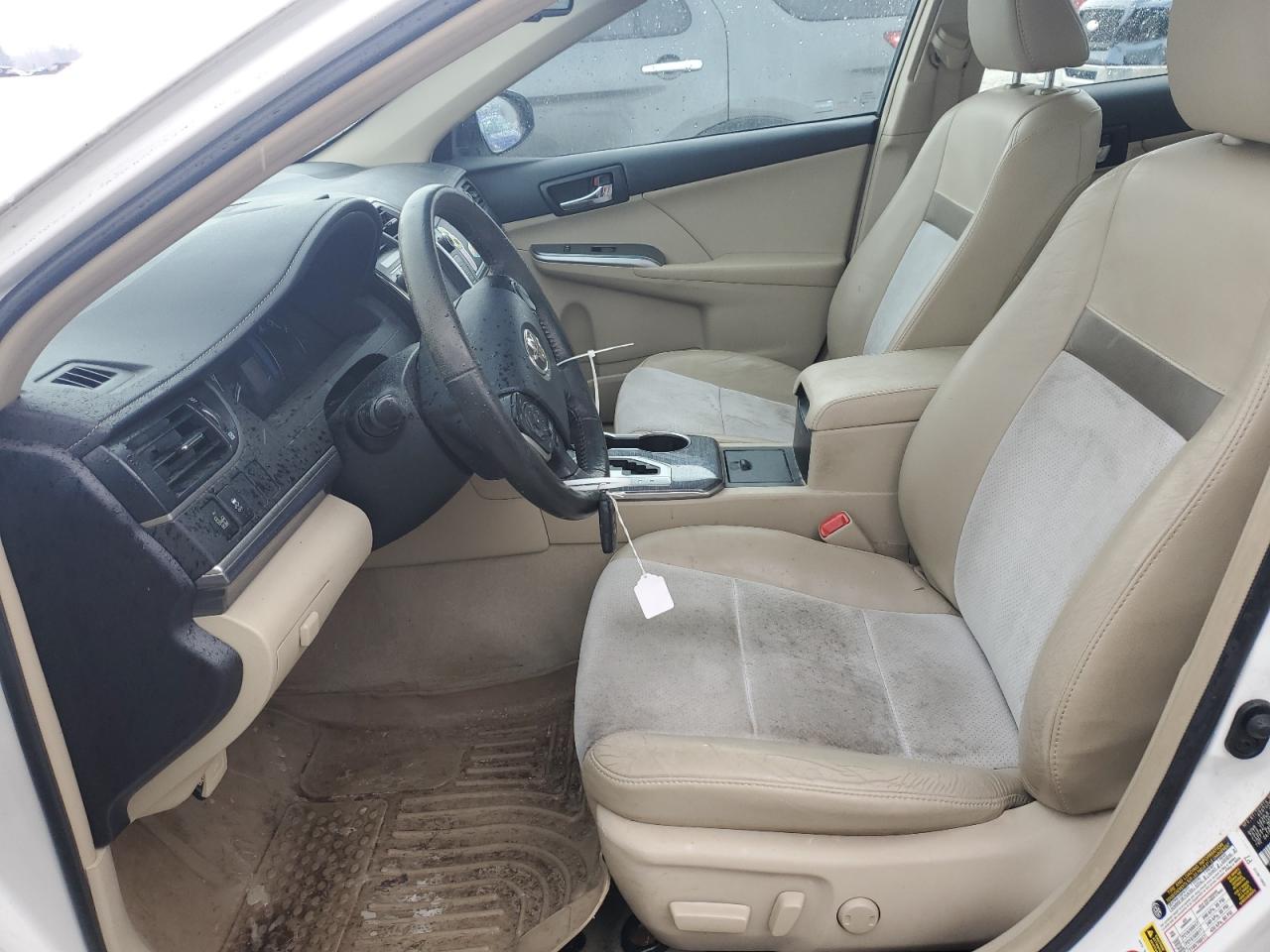 2012 Toyota Camry - Image 7