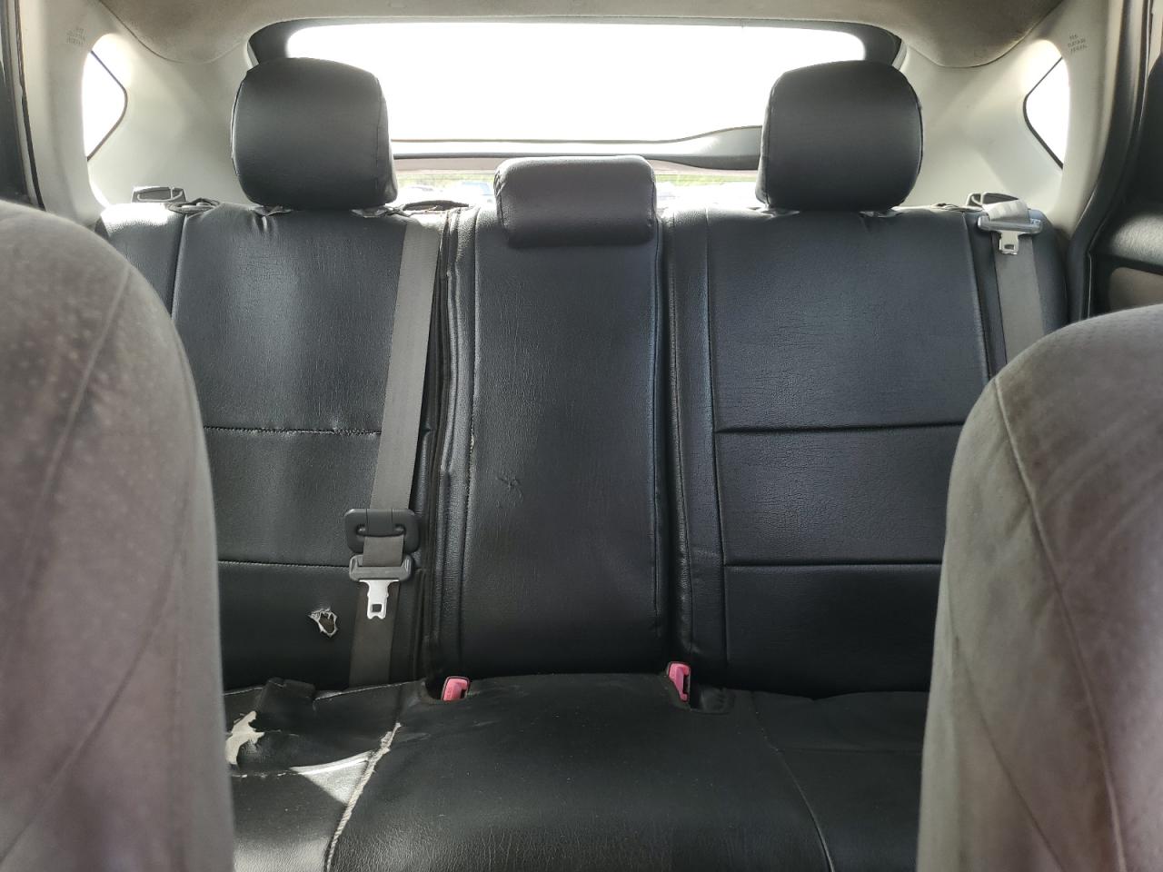 2013 Toyota Prius - Image 10