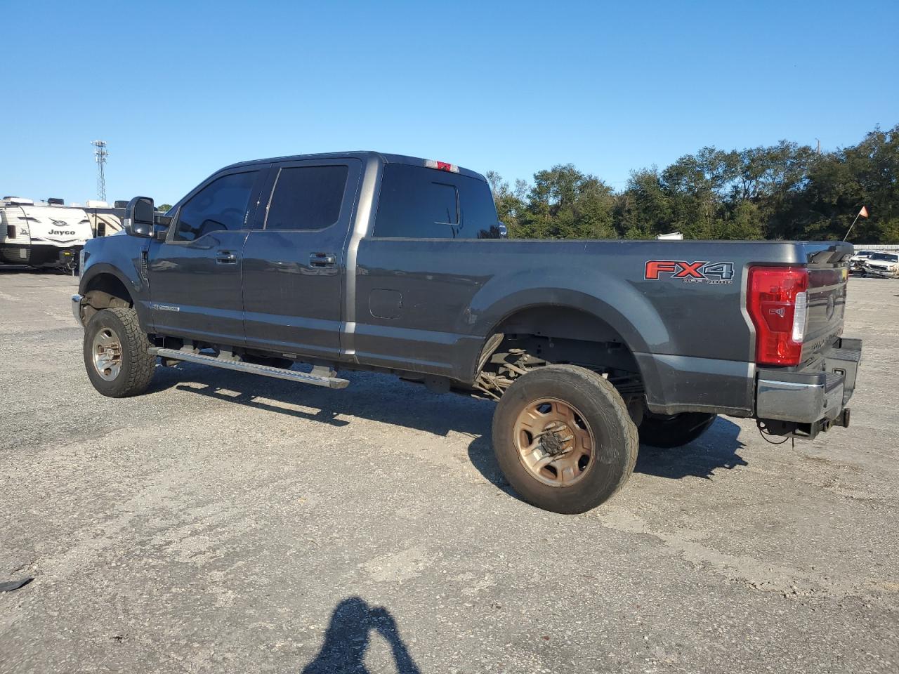 2017 Ford F350 - Image 2