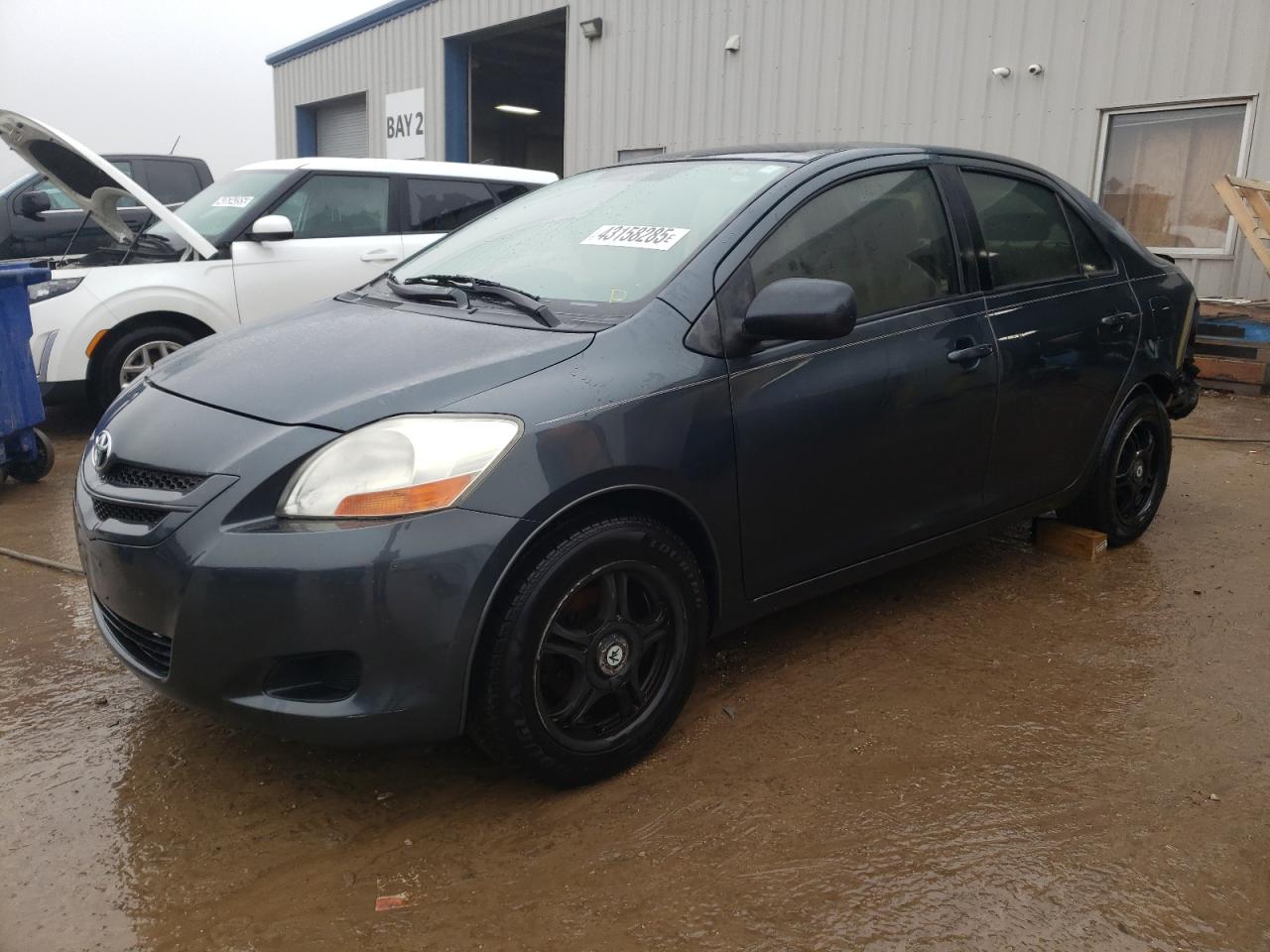 2007 Toyota Yaris - Image 1