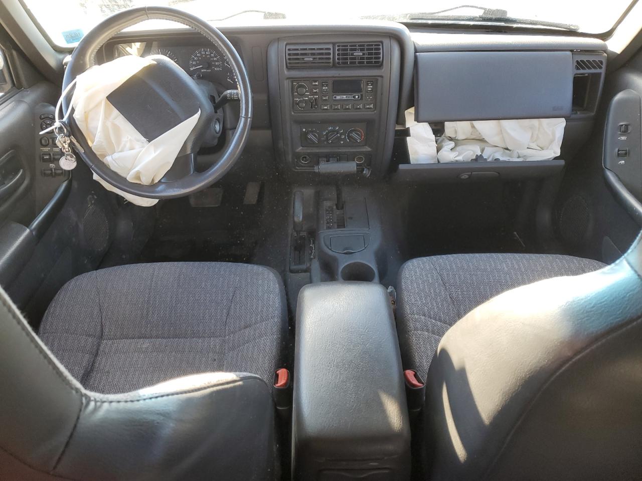 2000 Jeep Grand Cherokee - Image 8