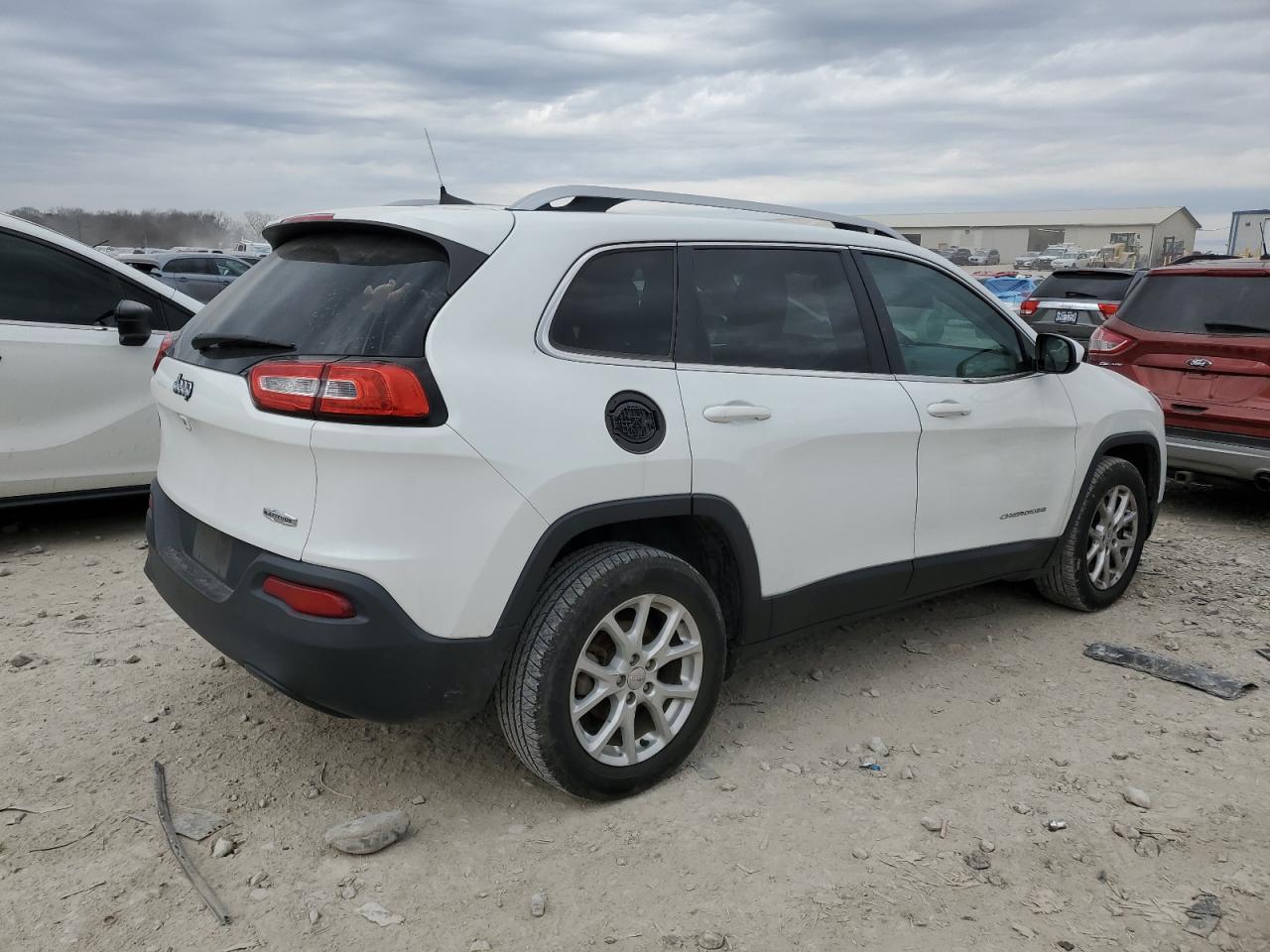 2017 Jeep Grand Cherokee - Image 3