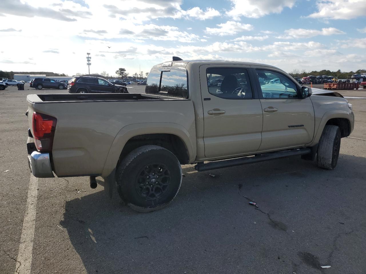 2020 Toyota Tacoma - Image 3