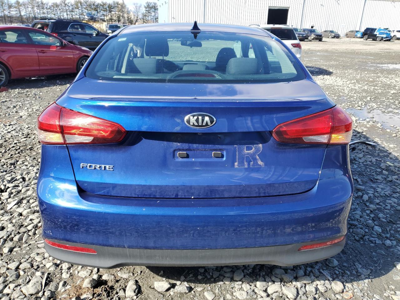 2017 Kia Forte - Image 6