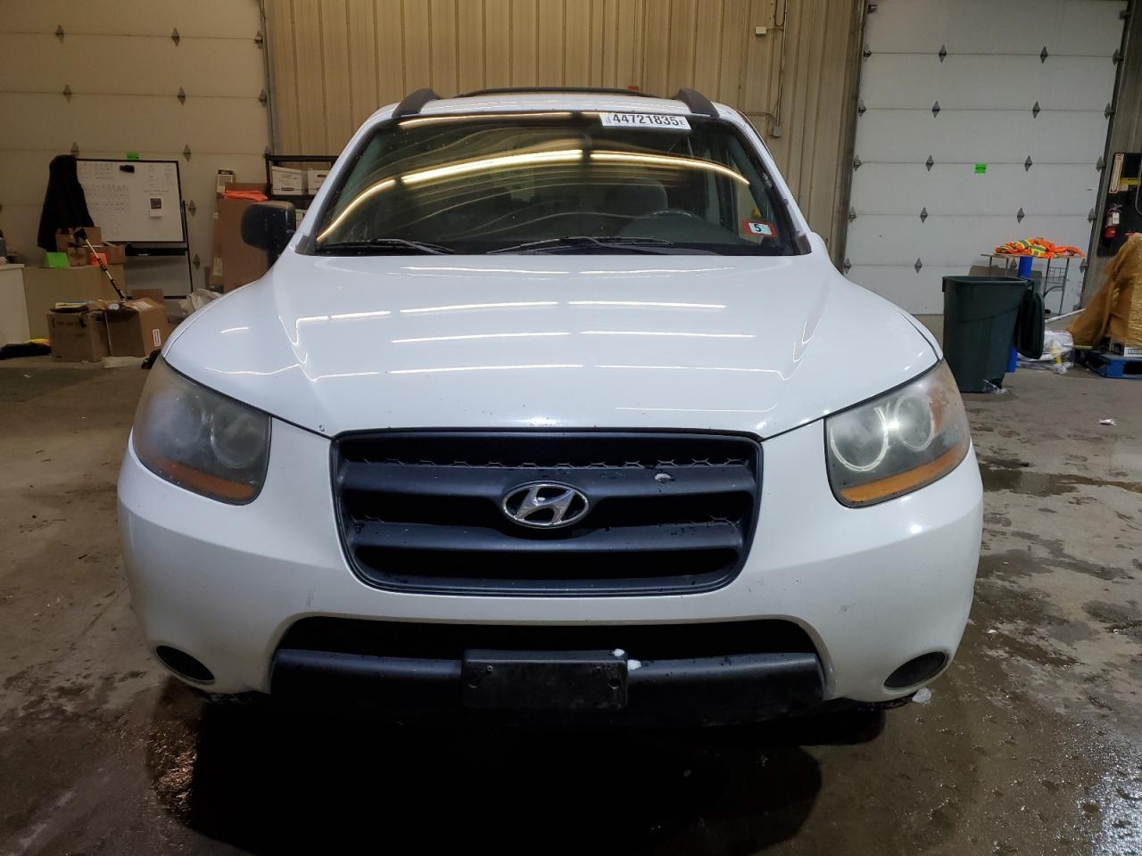 2009 Hyundai Santa Fe - Image 5