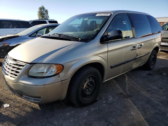 2005 Chrysler Town & Country 