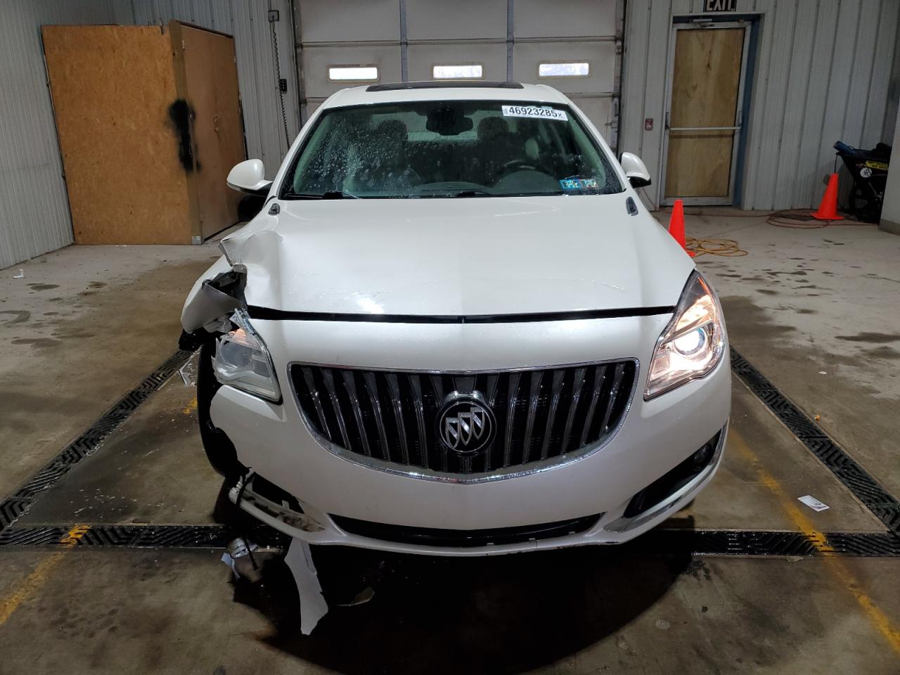 2015 Buick Regal - Image 5